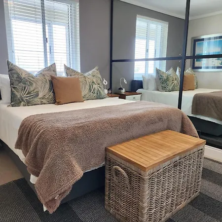 Quay Five On The Waterfront Apartamento Knysna Exterior foto